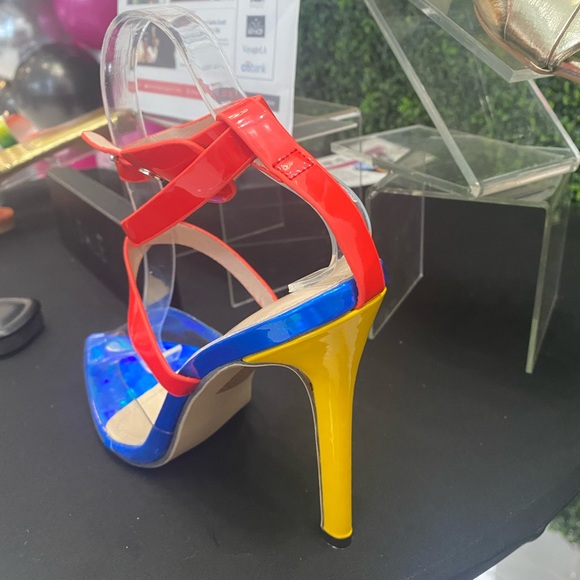 Heels - Picture 2 of 2